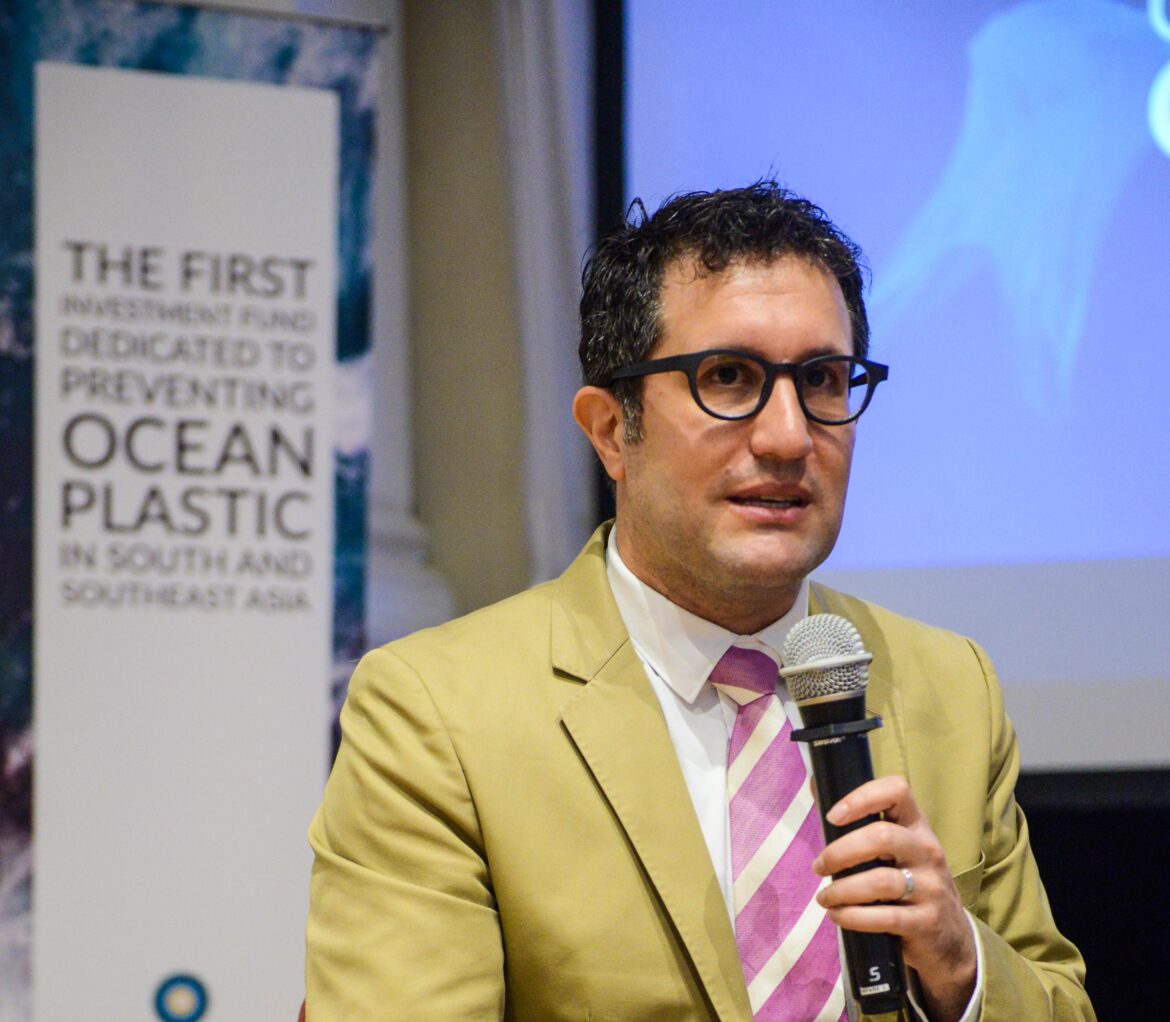 BIL_2511 Investing in Plastic Waste with Rob Kaplan, Founder & CEO of Circulate Capital (Part 2)